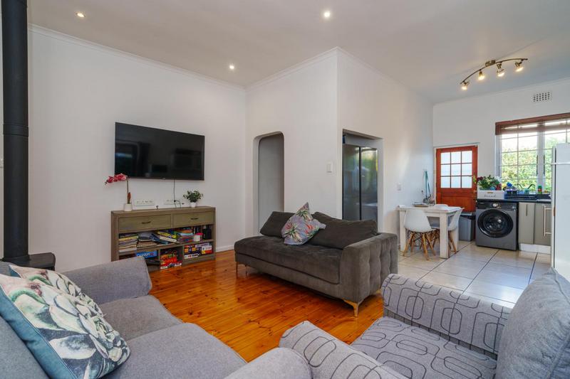 2 Bedroom Property for Sale in Harfield Village Western Cape